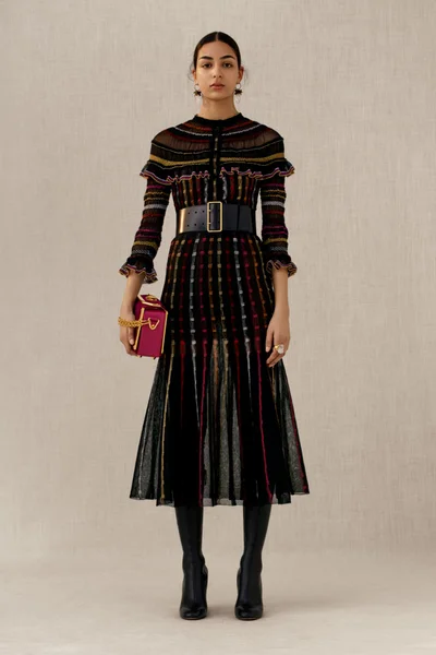Look 19